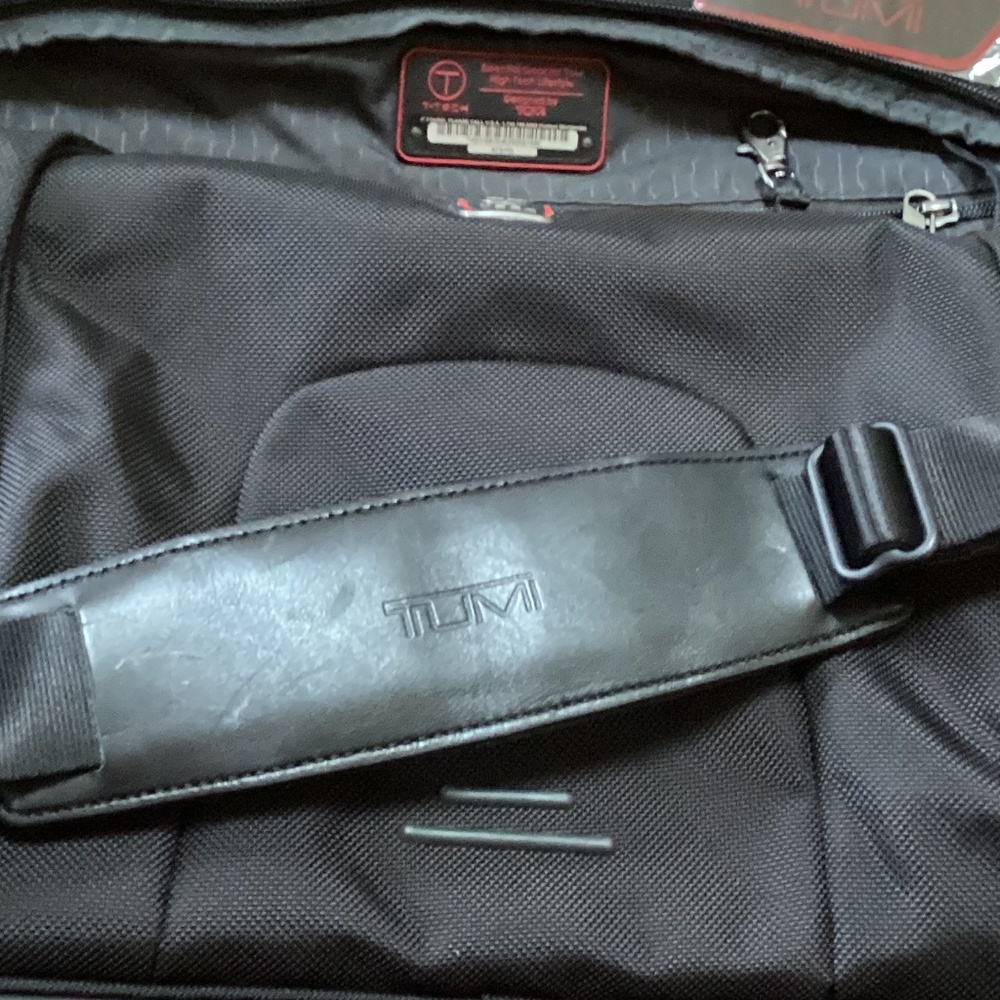 TUMI -Laptop Briefcase for Travel -Removable padded leather shoulder Strap